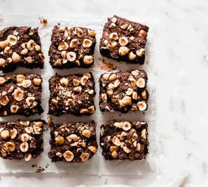 Hazelnut Brownie [9Pc]