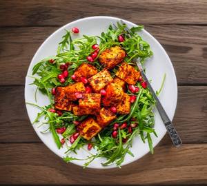 Grilled Chipotle Paneer With Tangychickpea Salad [Medium]