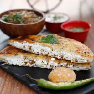Paneer  Kulcha   
