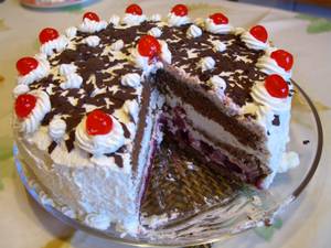 Black Forest Cake, 1 Pound 