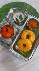 Vada Sambhar (2Pcs.)