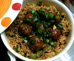 Fried Rice with Manchurian Gravy 