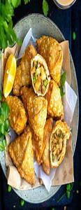 Small Veg Samosa Basket (10 Pcs)
