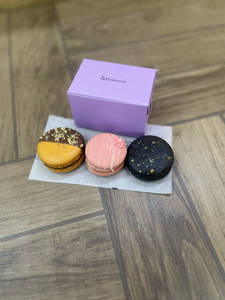 Limited Edition Macarons [box Of 3]
