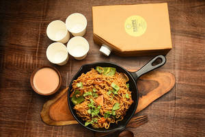 Pappu Ki Masala Chai + Veg Maggi (1 Portion)