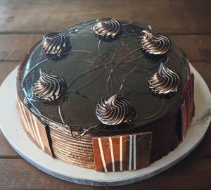 Eggless Dutch Truffle Cake [500 Grams]