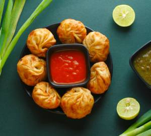 Paneer Fried Momos (6 Pcs)