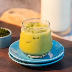 Thai-style Milky Green Iced Tea