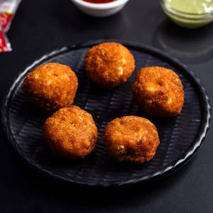 Veg Kurkure Momo