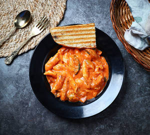 Pink Sauce Penne Pasta
