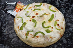 Onion & Capsicum Pizza