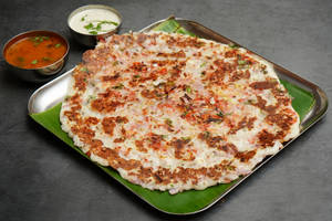 Tomato Onion Uttappam [1 Pc]