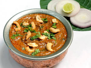 Kaju Curry