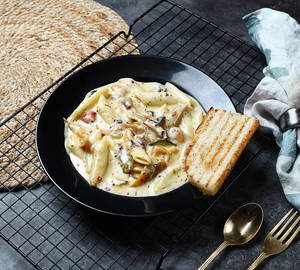 Alfredo Penne Pasta