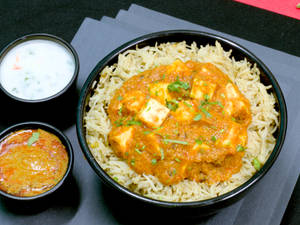 Paneer Bagara Hyderabadi Biryani Family Pack