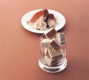 Chocolate Wafers Tiramisu (12 Pcs)