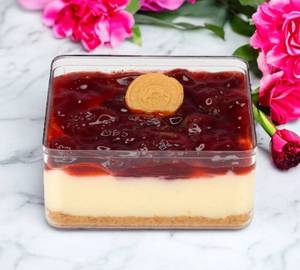 Strawberry Cheesecake Slice