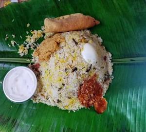 Mutton Pothi Biryani(Banana Leaf)
