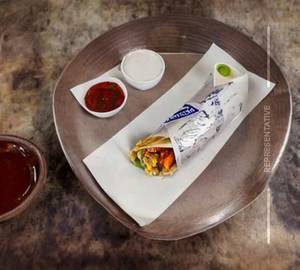 Chowmein Roll