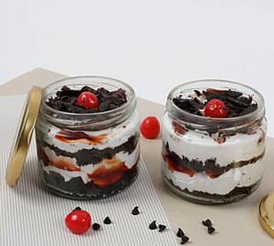 Strawberry Jar Cake Per Pc