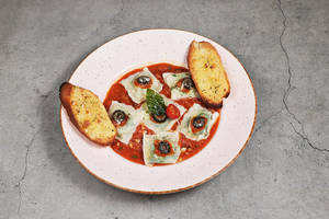 Spinach Ricotta Cheese Ravioli Pasta