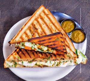 Tandoori Paneer Sandwich
