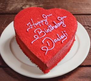 Red velvet heart [cakes]
