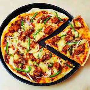 Chilli chicken pizza