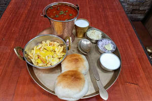 Dahi Misal Pav
