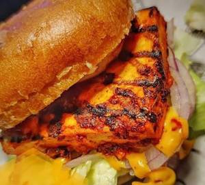 Paneer Grilled Burger