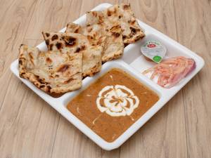 Onion Kulcha With Gravy