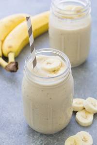 Oats Banana Red Protein Smoothie