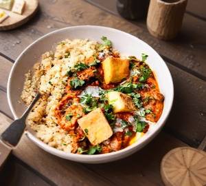 Caull Rice With Butter Garlic  Paneer