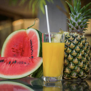 Dusk In Straw Cold Pressed Juice