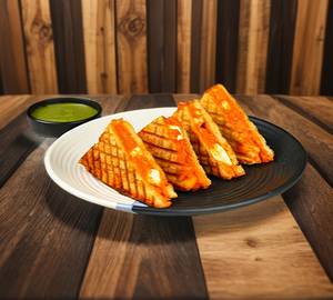 Tandoori Paneer Sandwich