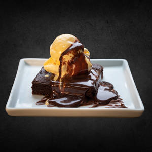 Classic Brownie With Ice Cream