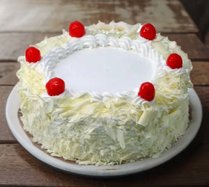 White Forest Cake 500 Grm