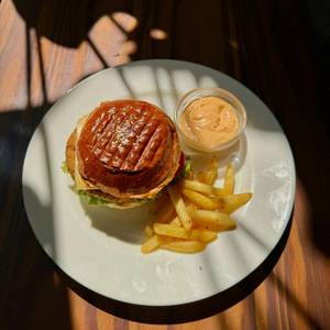Avocado & Edamame Burger