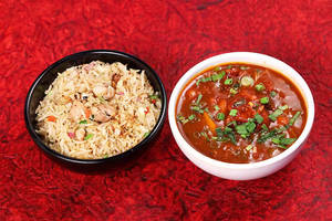 Fried rice with manchurian gravy