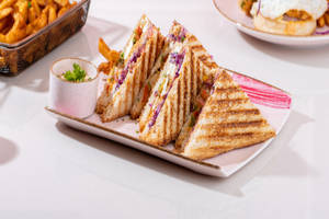 Dd Chicken Club Sandwich