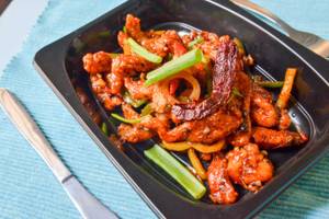 Crispy Fried Chicken In Honey Chilli Sauce 