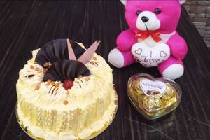 Butterscotch Cake 500 Grams with 6 Inch Teddy