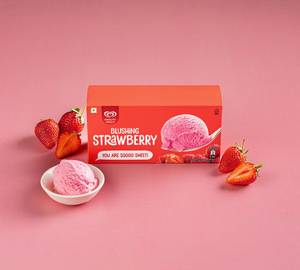 Blushing Strawberry Party Pack 700ml
