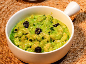 Basil Pesto Mac & Cheese With Truffle Drizzle