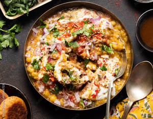 Chola tikki