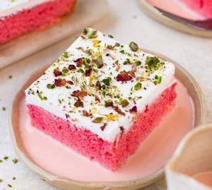 Strawberry Leches Tub Cake                                              