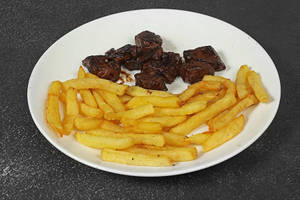 Diced Steak With Chips