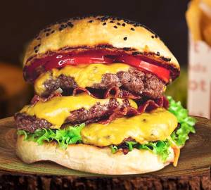 Chatpata Aloo Tikki Burger