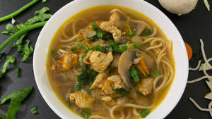 Chicken Thukpa