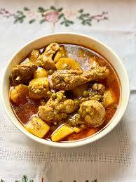 Chicken curry  [4 pieces]